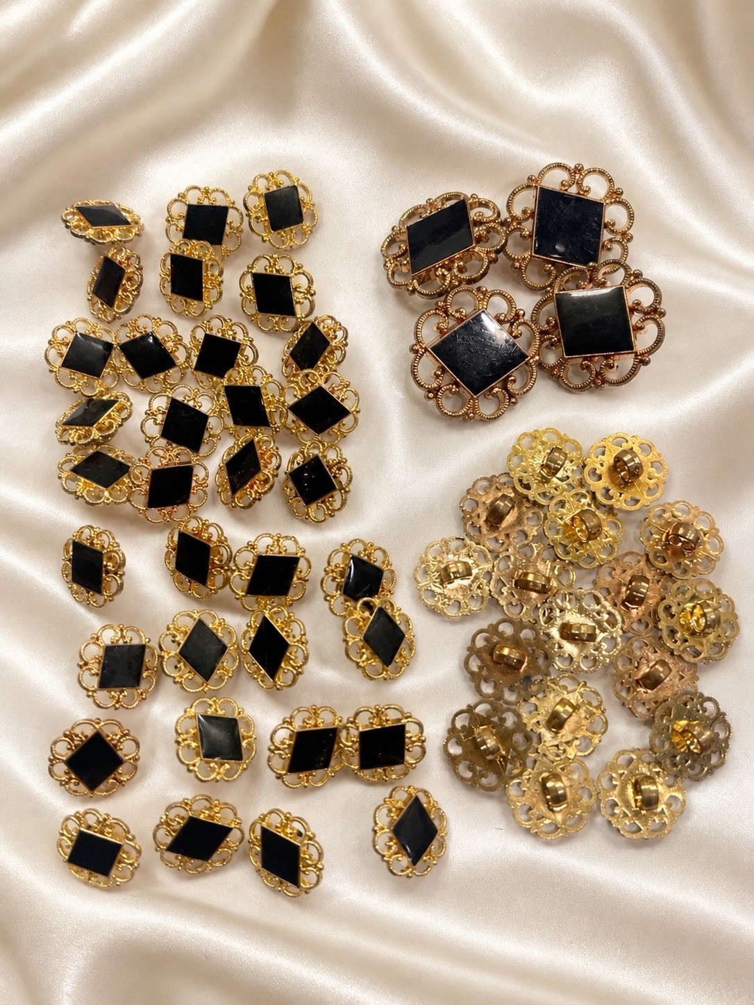 Vtg Black & Gold Filigree Buttons Ornate Faceted Diamond Plastic Shank Lot 60+ Vtg Black & Gold Filigree Buttons Ornate Faceted Diamond Plastic Shank Lot 60+