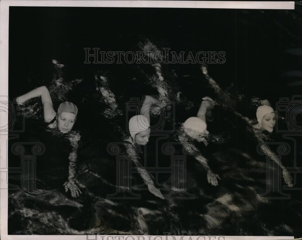 1937 Press Photo National AAU swim 300 yard medley Katherine Rawls wins 1937 Press Photo National AAU swim 300 yard medley Katherine Rawls wins