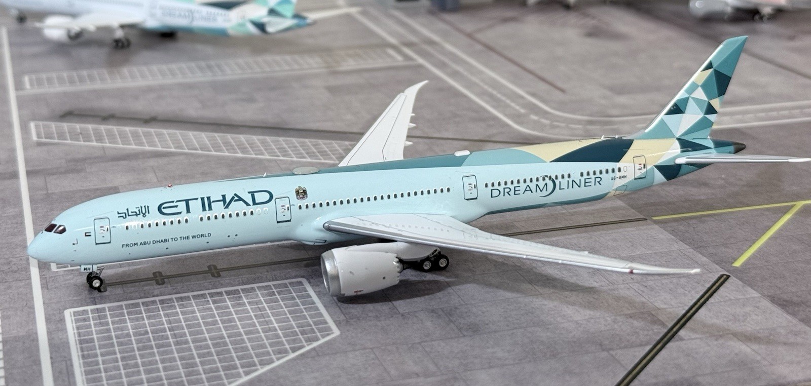 Aviation 400 Etihad Air Boeing B787-10 A6-BMH - Greenliner Aviation 400 Etihad Air Boeing B787-10 A6-BMH - Greenliner