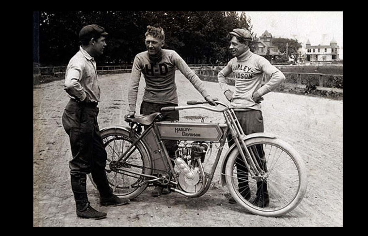 Vintage 1910 Harley Davidson Motorcycle PHOTO Racing Bike Team Track Vintage 1910 Harley Davidson Motorcycle PHOTO Racing Bike Team Track