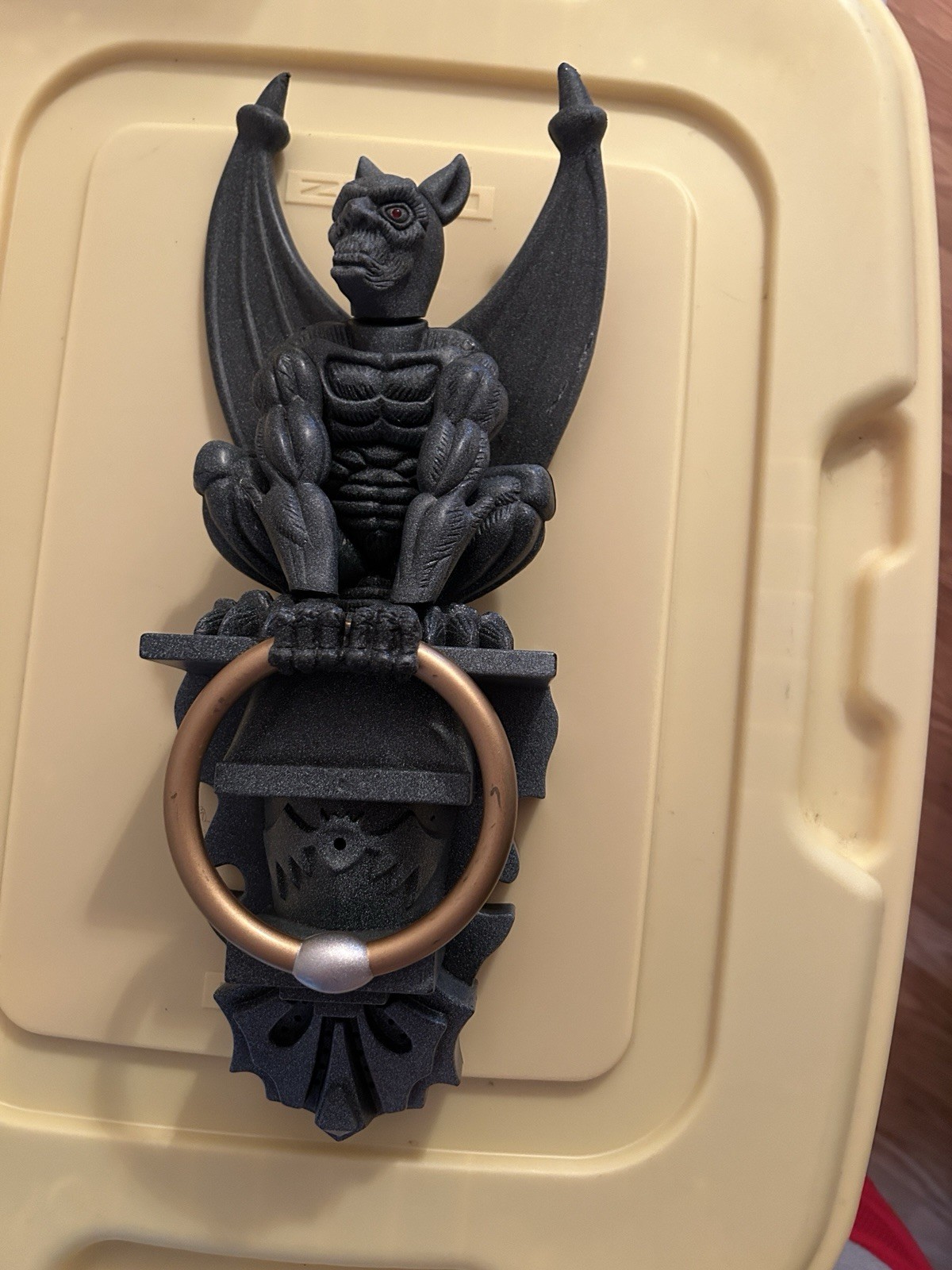 Vintage 15 Inch 1995 Trendmasters HallowScream Motion Gargoyle Door Knocker