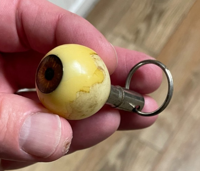 Vgt Authentic Eyeball Keychain 1960\'s? 1970\'s? Rare Optometrist