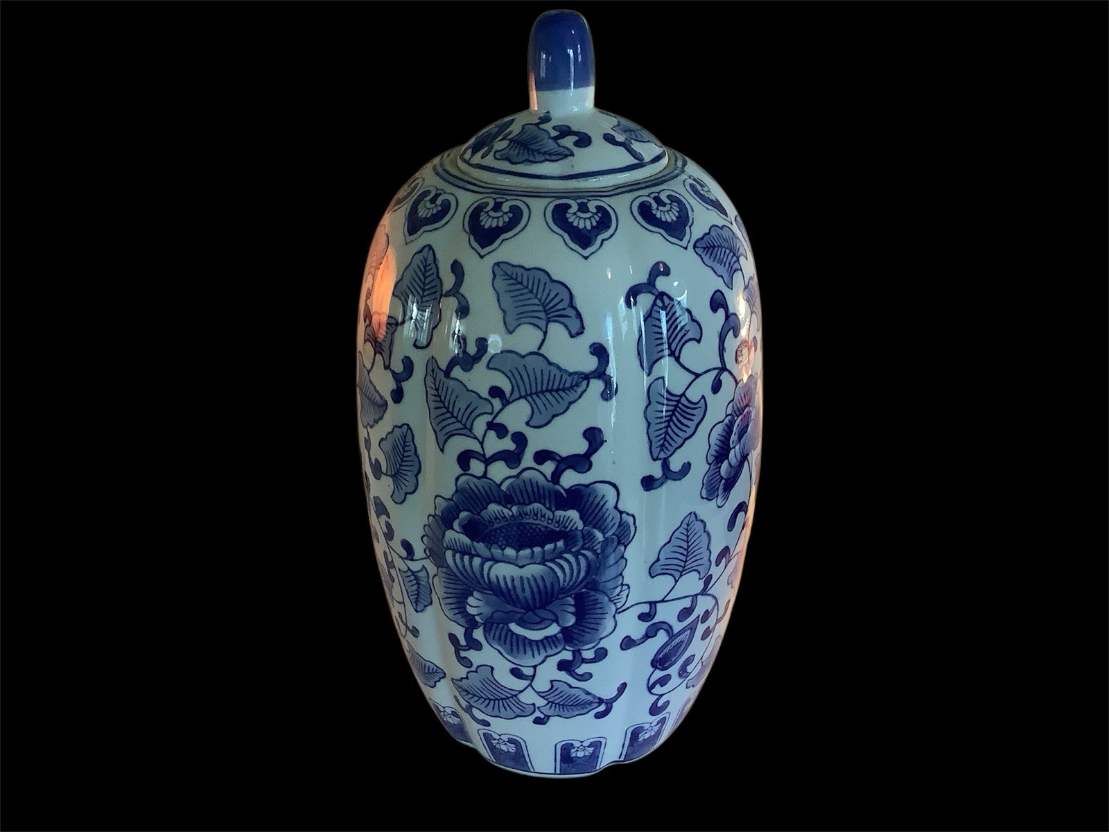 Ginger Jar with Lid Antique Style Porcelain LARGE Blue and White...