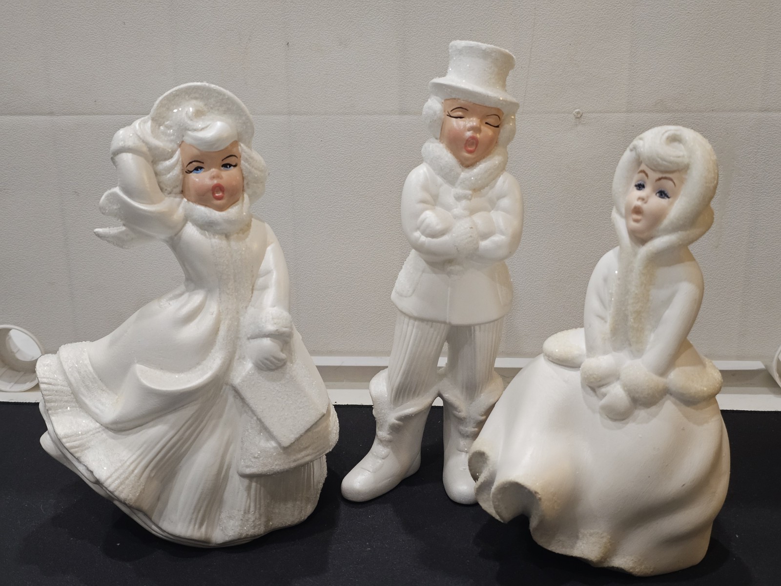 1960's Set of 3 Vtg Ceramic Atlantic Mold  Carolers Holiday 9” Bisque & Glitter 
