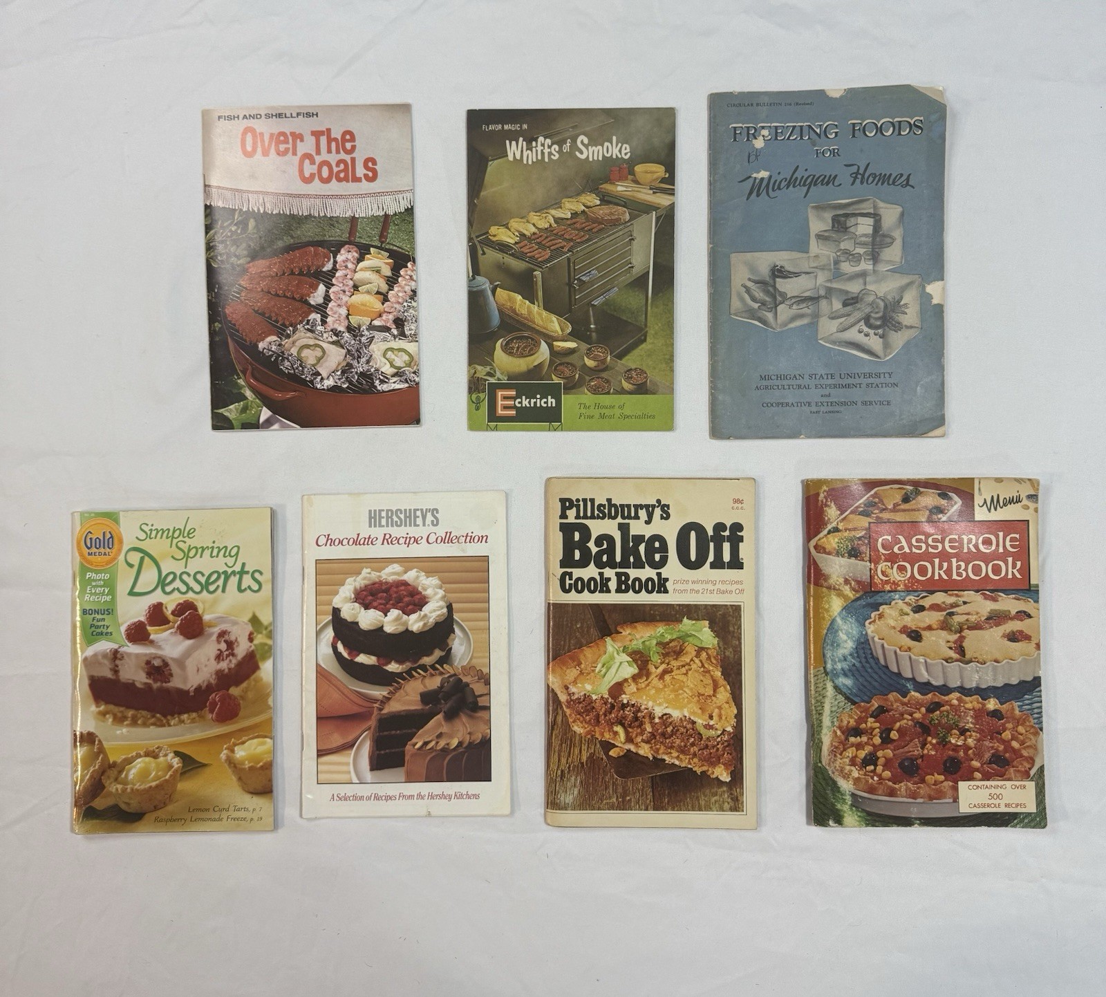 Lot of 7 Vintage Cooking Booklets Pamphlets 1950s-2000 Pillsbury Hershey Eckrich