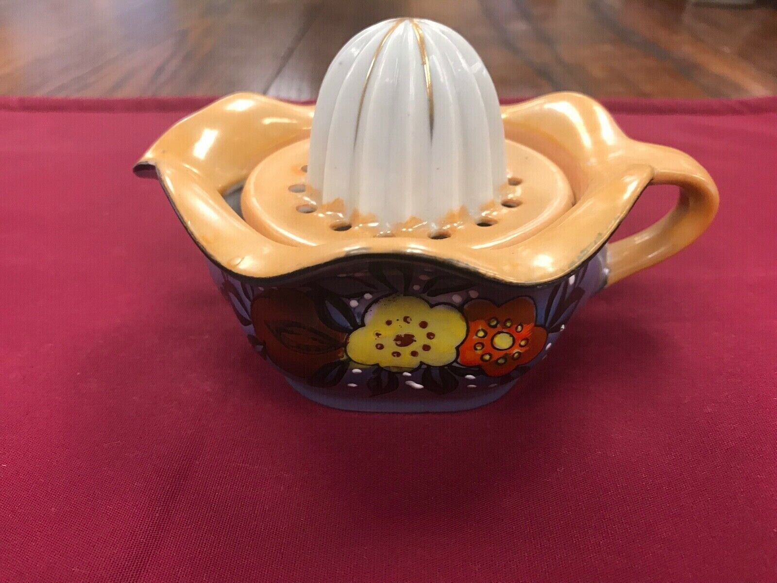 Blue & Gold Juicer Reamer Flowers China from Japan