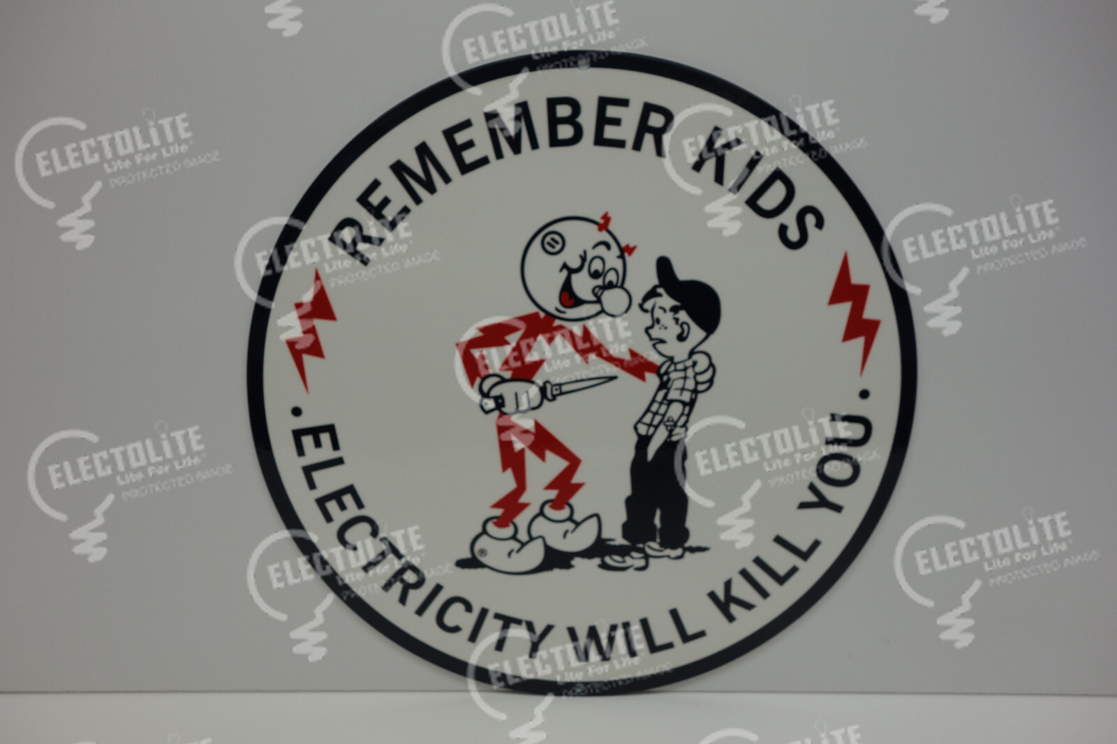 Reddy Kilowatt KNIFE SAFETY POWER ELECTRIC LIGHT COMPANY MEDIUM 18