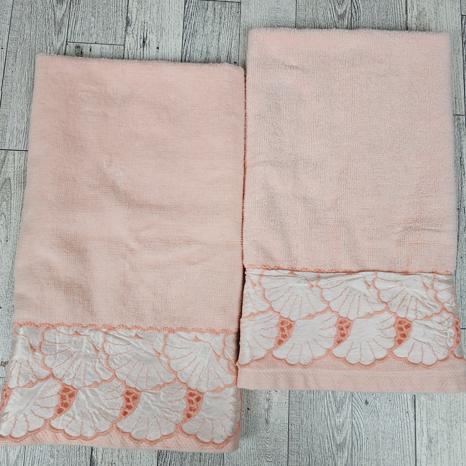 Vtg J Abouchar & Sons After Bath Luxury Pink 16
