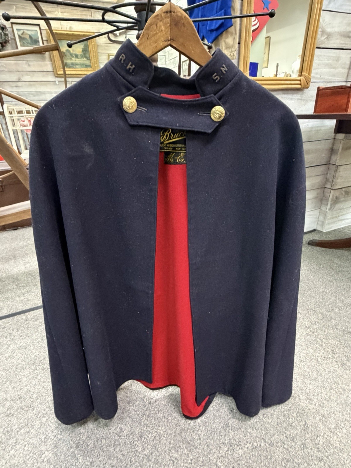 1940s–50s Bruck’s Nurses Cape Vintage WWII CHICAGO wool Red Lining Brass Buttons
