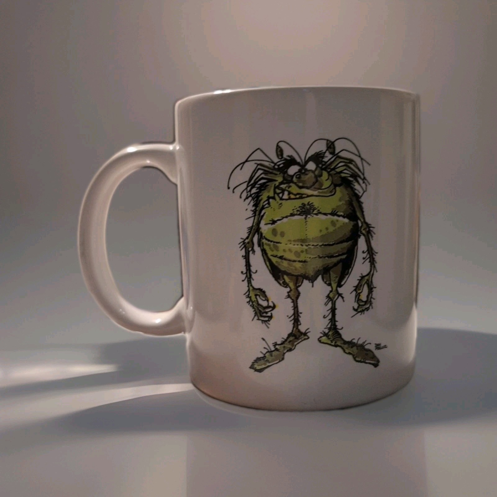 Vintage RAID Advertising MUG Bug Insect Made in Japan Advertisement HTF Vintage RAID Advertising MUG Bug Insect Made in Japan Advertisement HTF