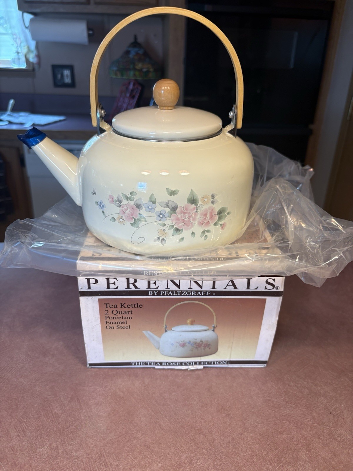NIB 1993 Pfaltzgraff Tea Rose 2Qt Porcelain Enamel Steel Kettle wood Handle NIB 1993 Pfaltzgraff Tea Rose 2Qt Porcelain Enamel Steel Kettle wood Handle
