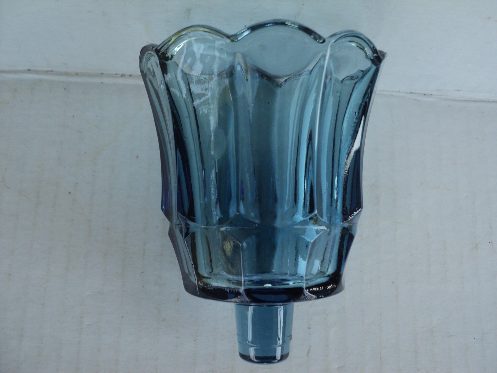 ( 1 ) Vintage Smoky Blue Glass Tulip Peg Votive Candle Holders HOMCO ( 1 ) Vintage Smoky Blue Glass Tulip Peg Votive Candle Holders HOMCO