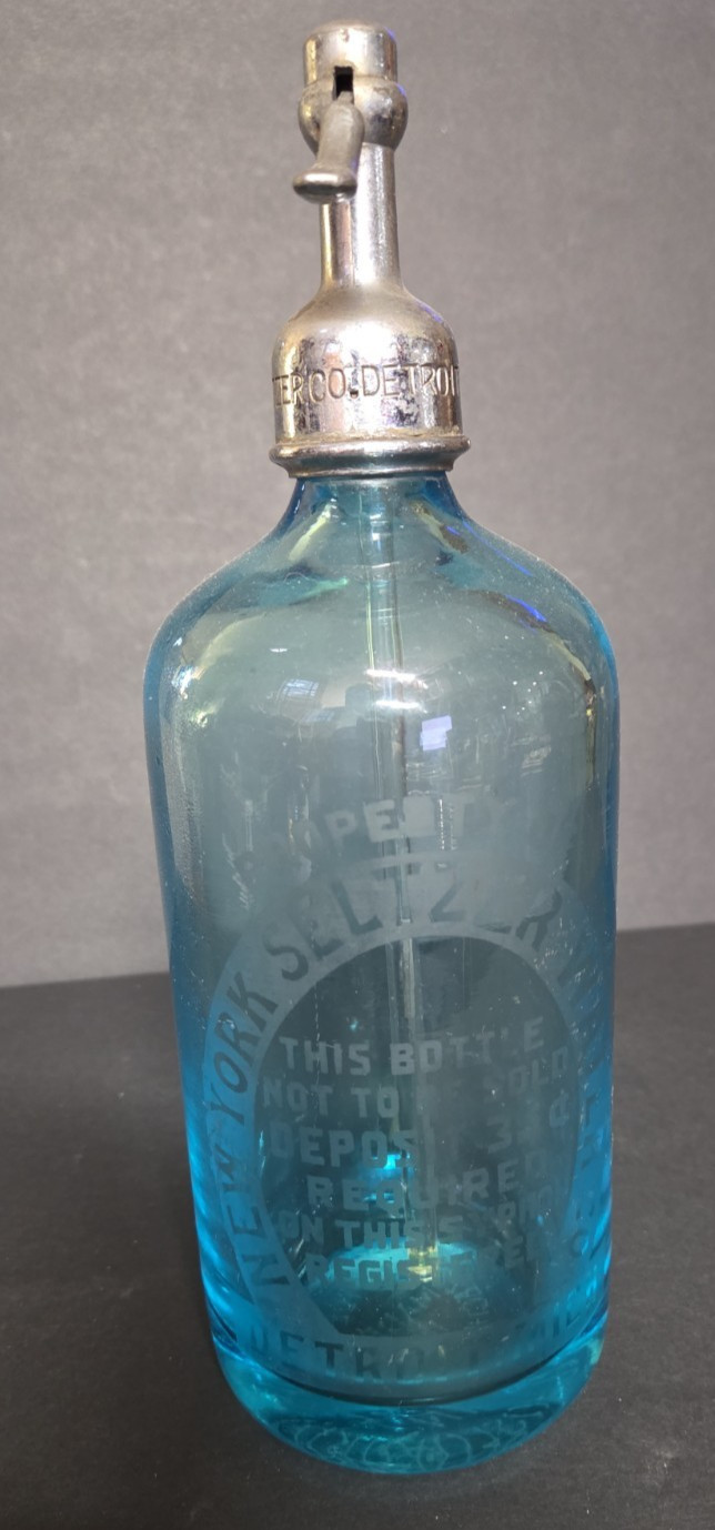 VINTAGE BLUE GLASS BOTTLE NEW YORK SELTZER WATER CO 35CENT DEP DETROIT MICH 25OZ