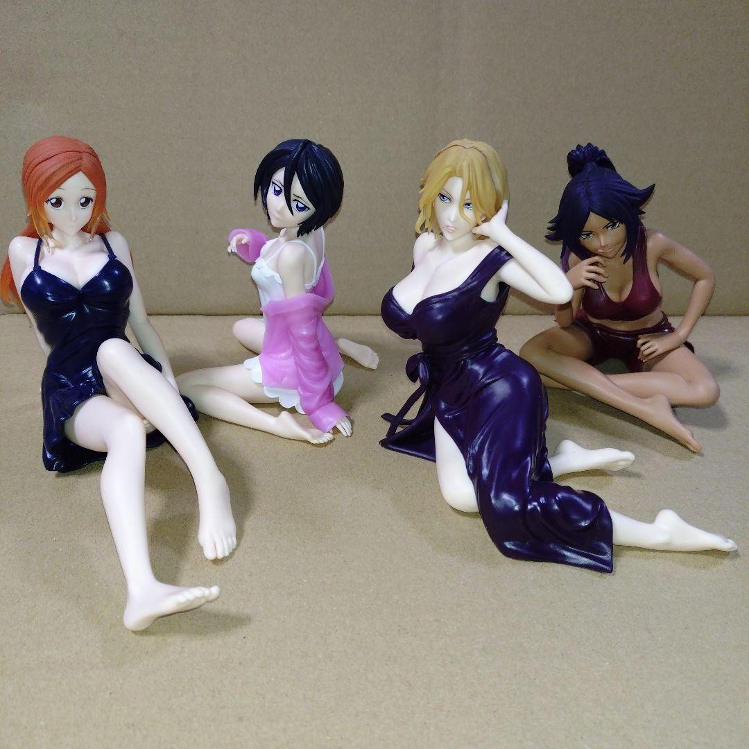 BLEACH Relax Time Figure Set of 4 Yoruichi Collectible Anime Japan Authentic