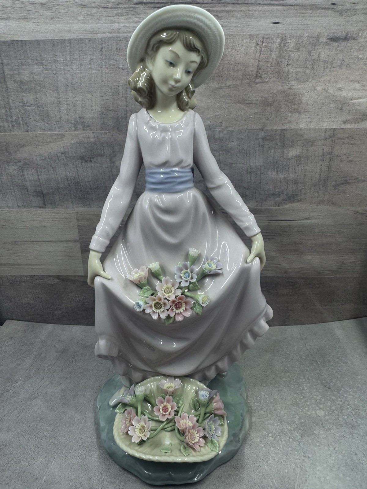 Lladro #5027 