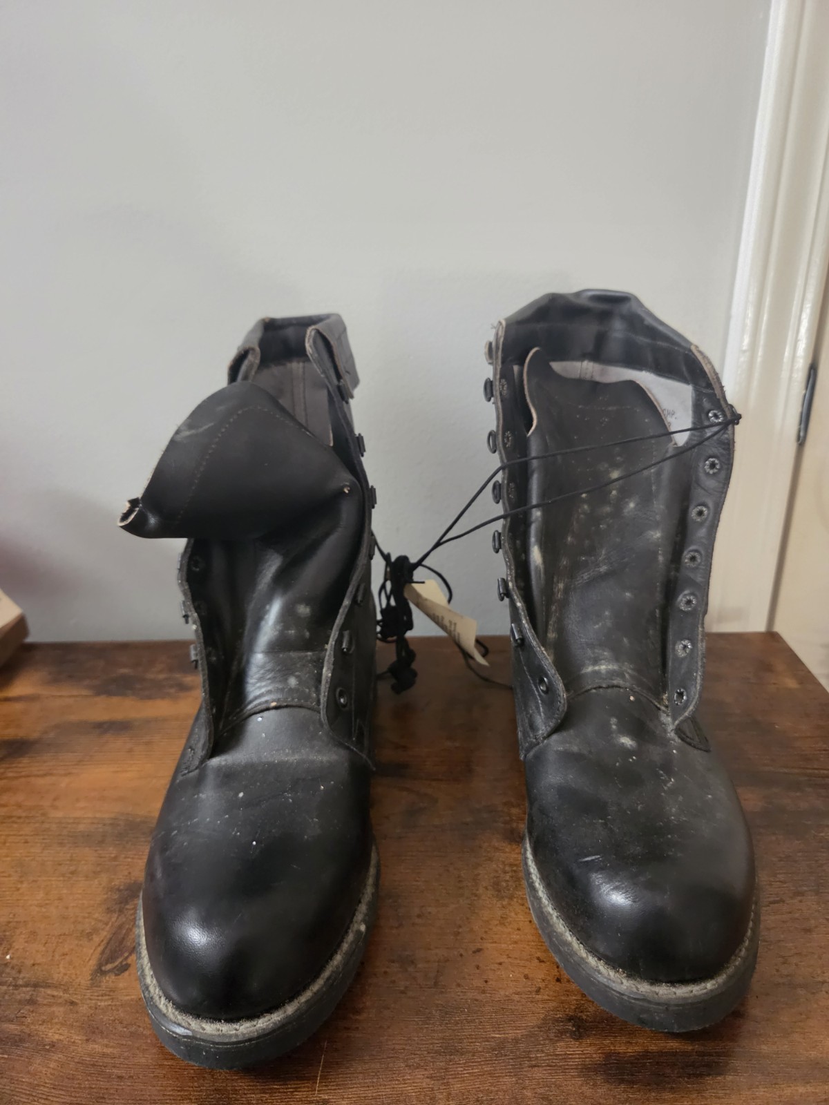 Men's NOS Vintage 1990s Black Leather Bitrite Combat Boots Sz 10.5 E