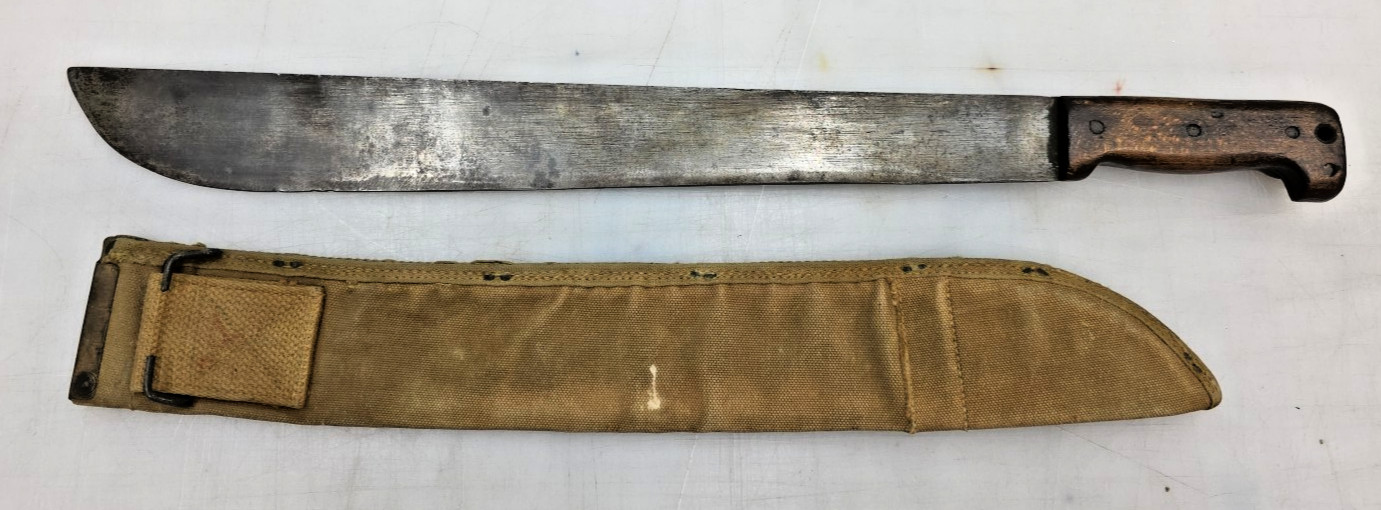 WWII US Army M-1942 Jungle Machete Disston US 1943 Rare 4-Rivet Wood Handle WWII US Army M-1942 Jungle Machete Disston US 1943 Rare 4-Rivet Wood Handle