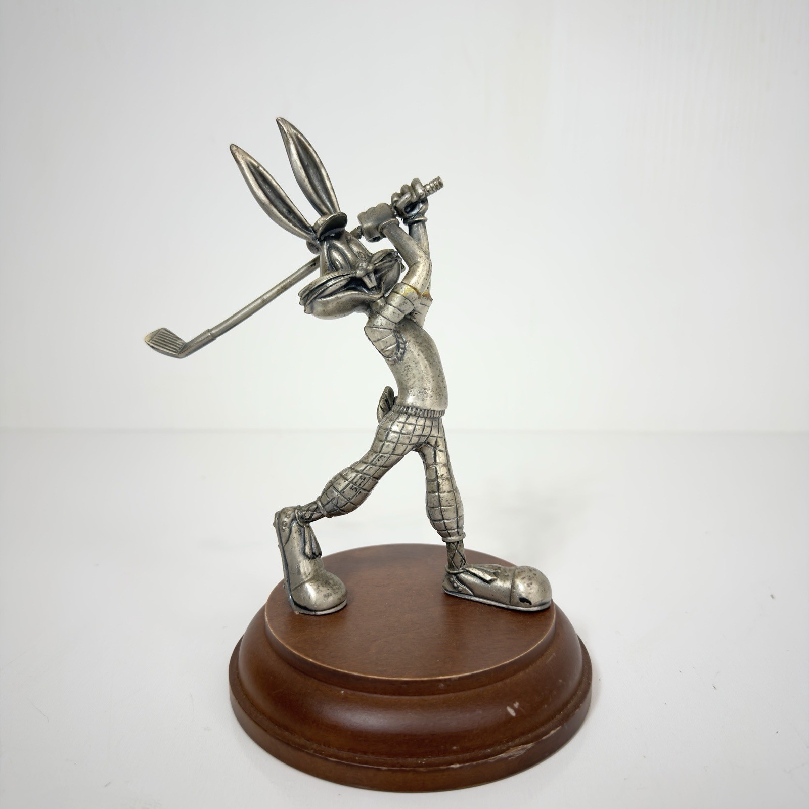 Vintage Bugs Bunny Pewter on Wood Golf Statue / Figurine - Looney Tunes
