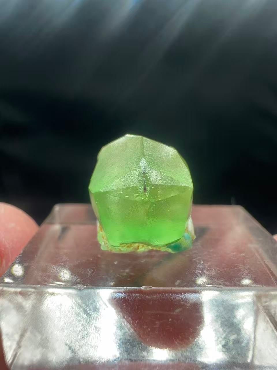 Unique green polyhedral fluorite from Heilongjiang Province