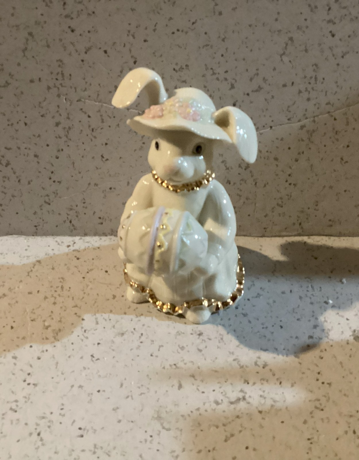 Lenox Easter Surprise Lady Bunny with Basket of Eggs 2006 New in Box COA Lenox Easter Surprise Lady Bunny with Basket of Eggs 2006 New in Box COA