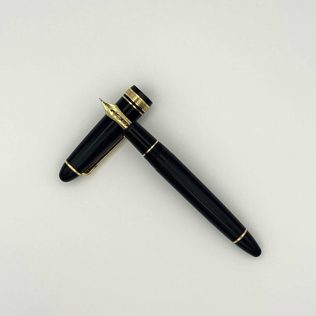 SAILOR Profit 21 FOUNDED 1911 Fountain Pen 21K Nib Black Gold Trim Japan Used