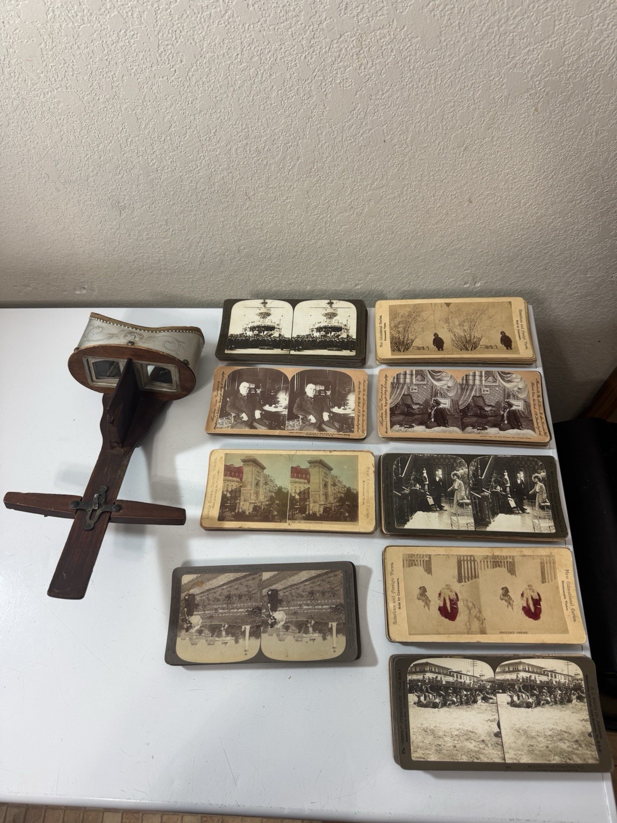 Antique Monarch Stereoscope Viewer 86 Stereoview Cards H.C. White Underwood 1899