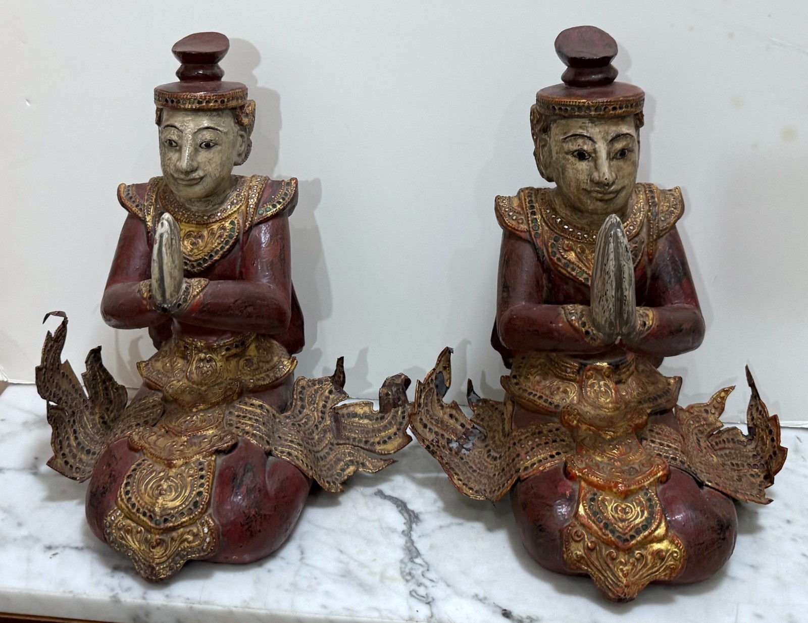 PAIR OF LARGE VINTAGE THAI PAINTED WOOD AND METAL SCULPTURES OF PRAYING MONKS PAIR OF LARGE VINTAGE THAI PAINTED WOOD AND METAL SCULPTURES OF PRAYING MONKS