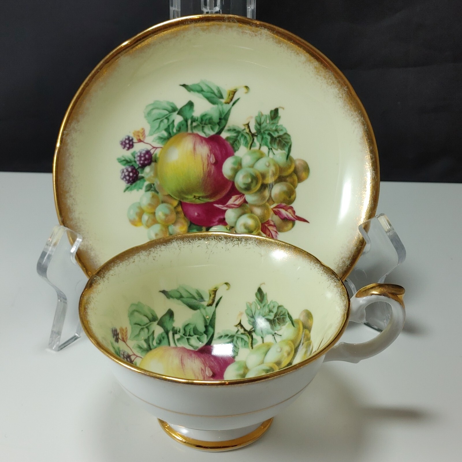 Vtg Royal Grafton Bone China Apple & Grapes Teacup & Saucer Set Yellow/Gold Vtg Royal Grafton Bone China Apple & Grapes Teacup & Saucer Set Yellow/Gold