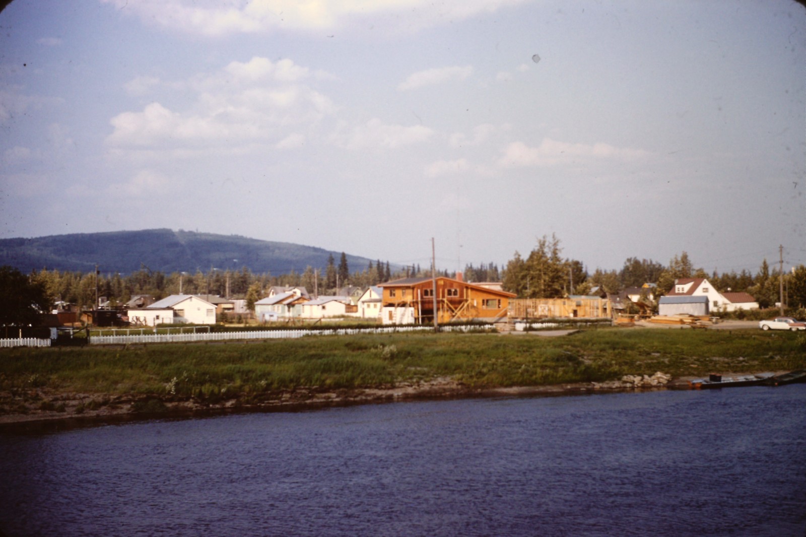 1957 NEW HOMES ACROSS RIVER FAIRBANKS ALASKA 35MM SLIDE Red Border 1957 NEW HOMES ACROSS RIVER FAIRBANKS ALASKA 35MM SLIDE Red Border