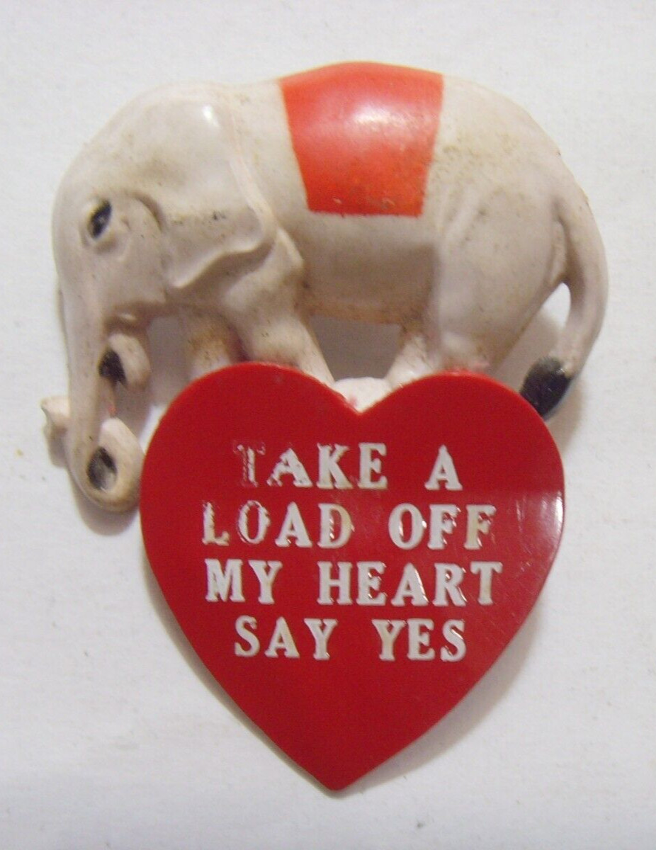 1950s vintage Love proposal say yes heart brooch pin collector jewelry 52541 1950s vintage Love proposal say yes heart brooch pin collector jewelry 52541