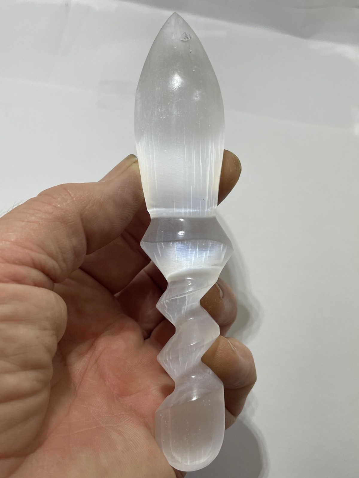 SPIRITUAL DAGGER CRYSTAL Reiki Energy Cleansing Crystal DAGGER HEALING WAND SPIRITUAL DAGGER CRYSTAL Reiki Energy Cleansing Crystal DAGGER HEALING WAND