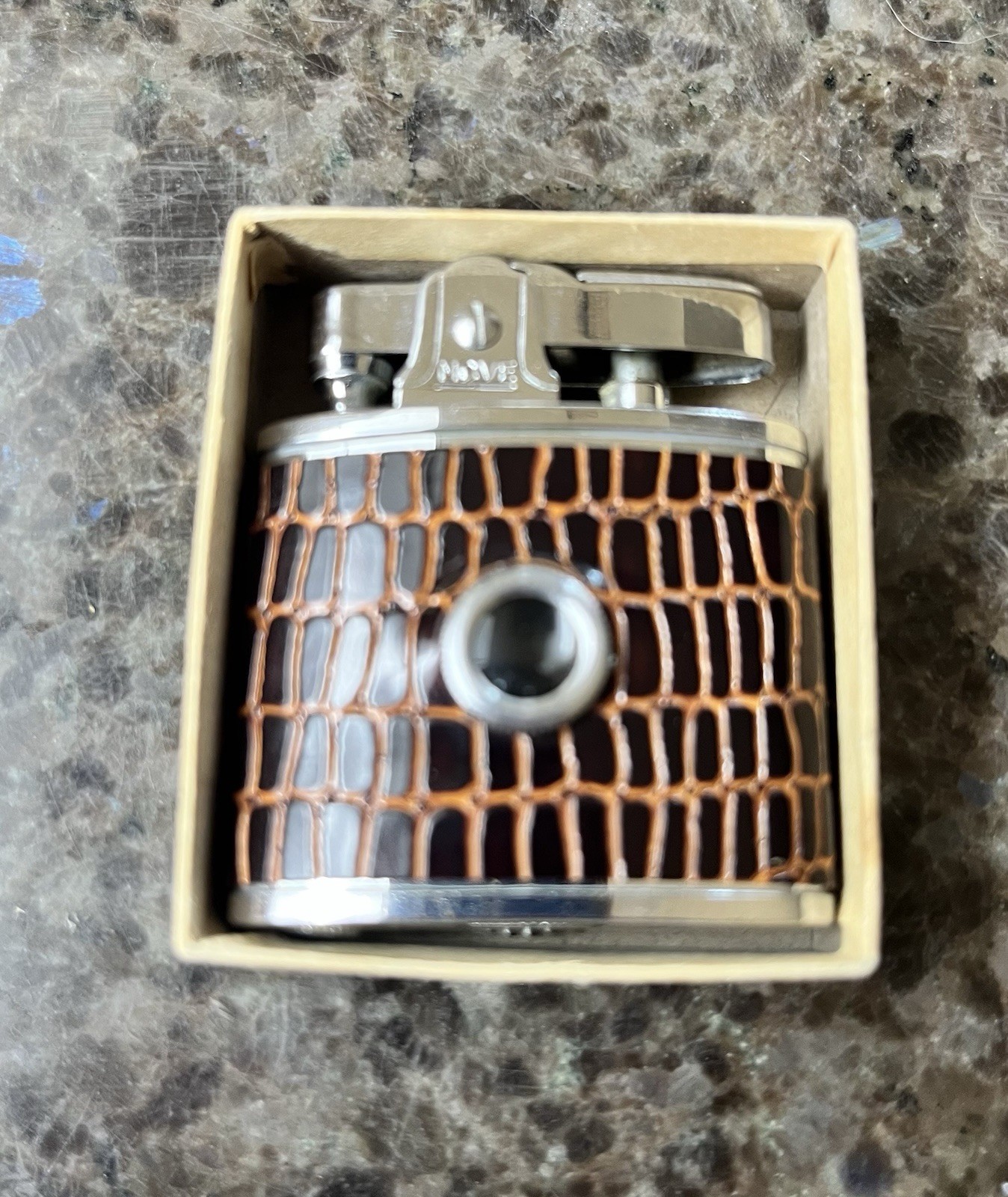 1950’s VINTAGE PIN UP PEEP SHOW-Move VIEWER LIGHTER Beamco Master Cell 1950’s VINTAGE PIN UP PEEP SHOW-Move VIEWER LIGHTER Beamco Master Cell