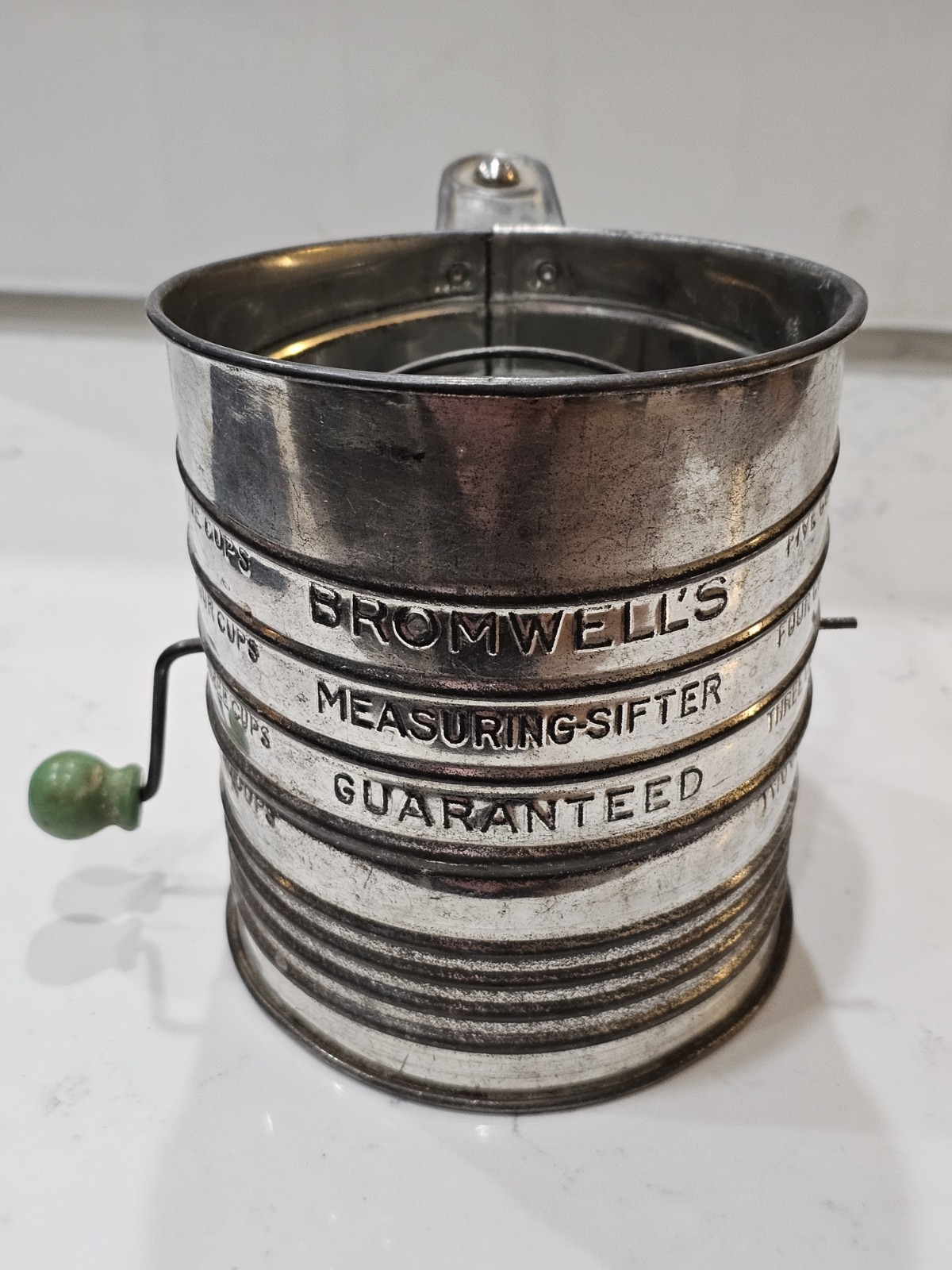 Bromwell's 5 Cup Measuring Sifter Made In USA Green Hand Crank Knob And Handle Bromwell's 5 Cup Measuring Sifter Made In USA Green Hand Crank Knob And Handle