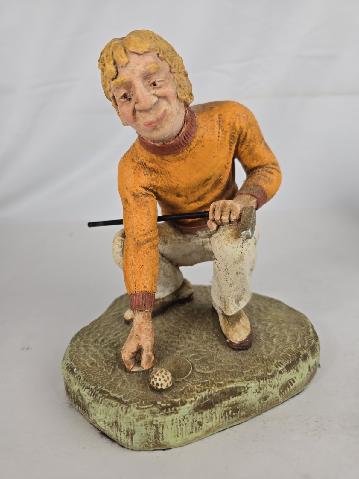 Vintage Chalkware Man Playing Golf Putting by Ideal Originals 1970 (W9)