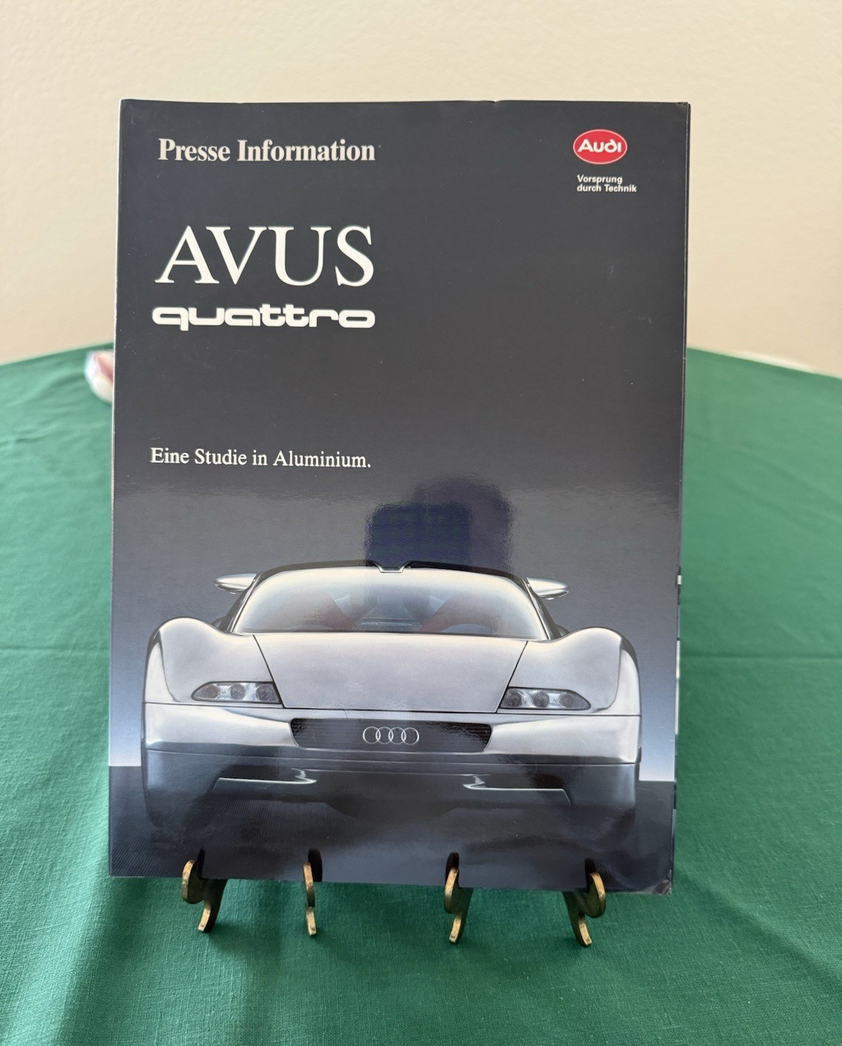 Audi AVUS quattro 1991 Press Information Press Kit w/ Photos Original Mint