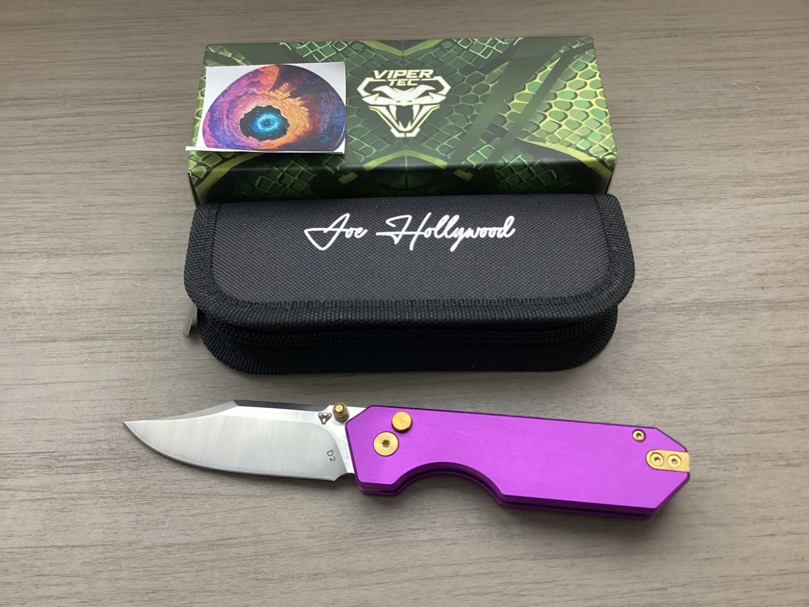 Vipertec Joe Hollywood Blade City Limited Edition Pocket Knife #195/300 Vipertec Joe Hollywood Blade City Limited Edition Pocket Knife #195/300