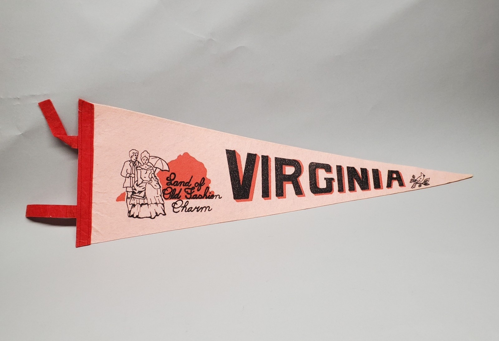 Vintage Pink Virginia Land of Old Fashion Charm Felt Souvenir Pennant 26.5 inch Vintage Pink Virginia Land of Old Fashion Charm Felt Souvenir Pennant 26.5 inch