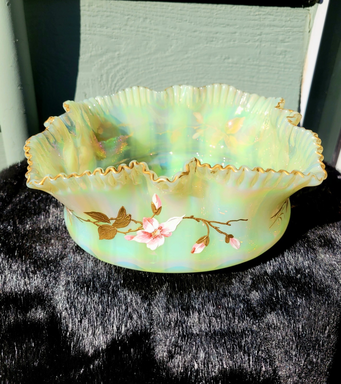 Rare Victorian Vaseline Opalescent Uranium Enamel Painted Glass Bride Bowl Read Rare Victorian Vaseline Opalescent Uranium Enamel Painted Glass Bride Bowl Read
