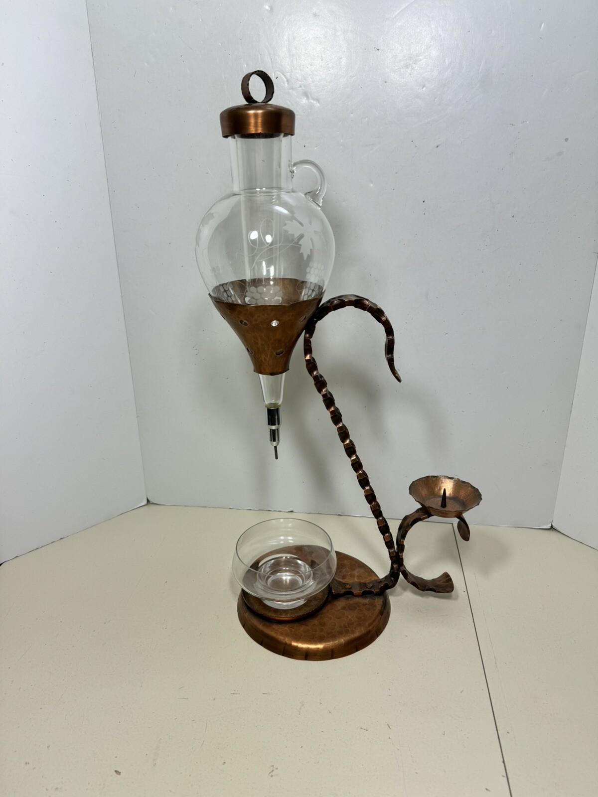 Vintage Handarbeit Hammered Copper Wine Dispensary Frick Excellent (rm) Vintage Handarbeit Hammered Copper Wine Dispensary Frick Excellent (rm)