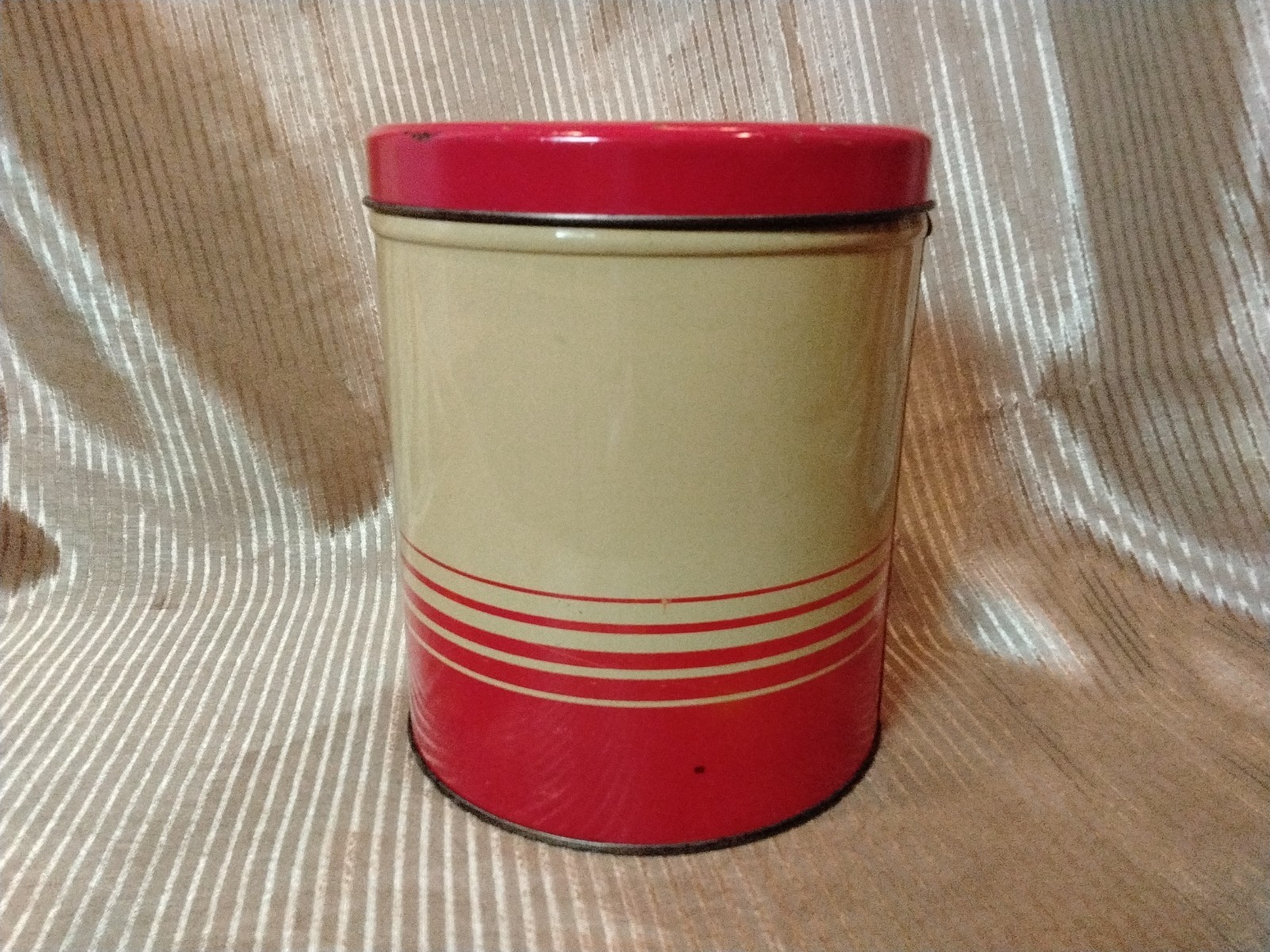 Vintage Old Reliable Coffee Tin Red and Cream Canister 6