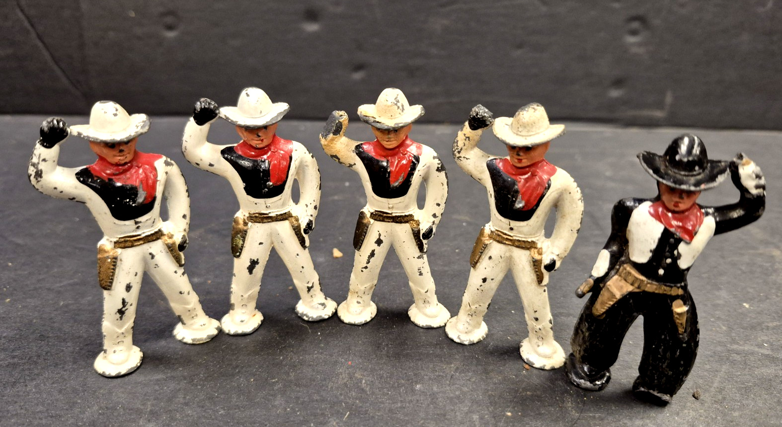 LOT OF 5 Vintage Barclay Manoil Painted Cast Metal Cowboys 4 GOOD GUYS 1 BAD GUY