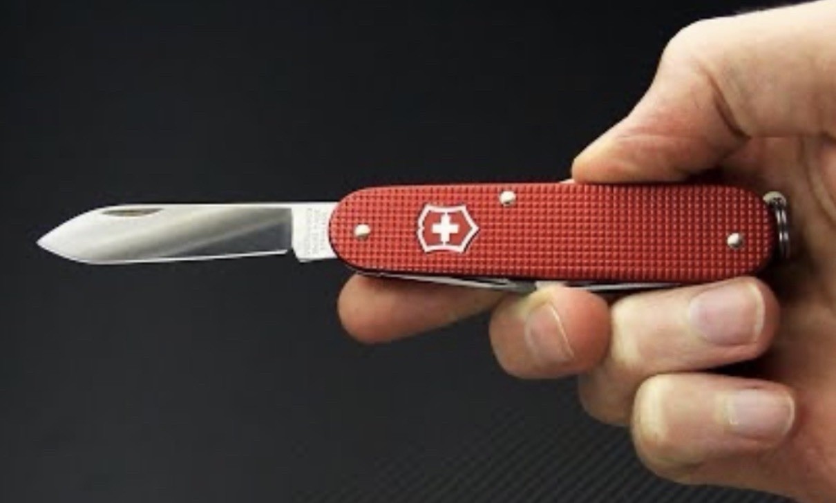Victorinox Swiss Army Cadet Red Alox Pocket Knife New in Box Model 0.2601.20R-X1