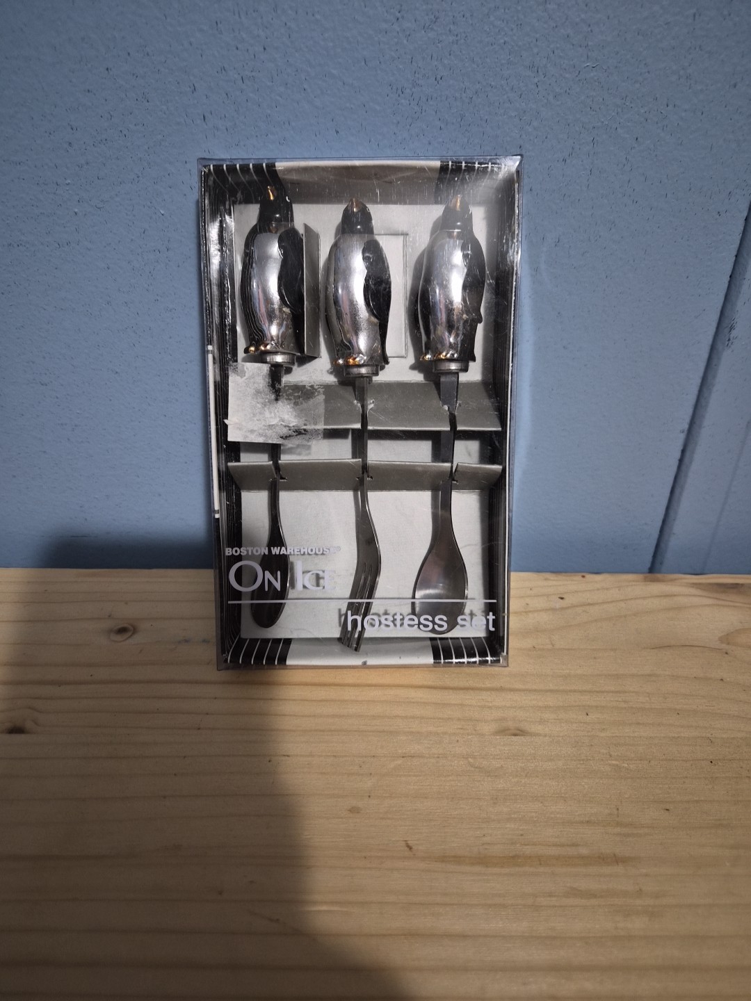 2007 Boston Warehouse Penguins On Ice Spreaders Hostess Set of 3 2007 Boston Warehouse Penguins On Ice Spreaders Hostess Set of 3