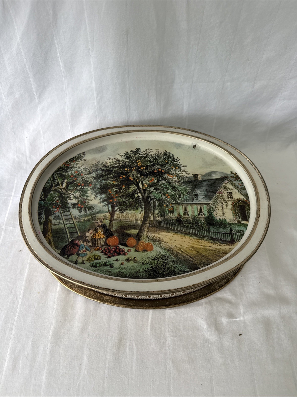 Vtg Sunshine Biscuits Cookie Tin The American Homestead Currier and Ives Large