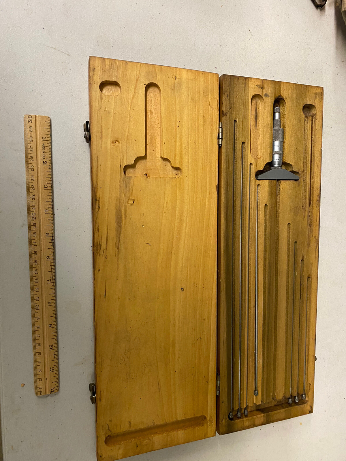 VINTAGE SCHERR TUMICO Micrometer Depth Gauge Set in ORIGINAL WOOD CASE VINTAGE SCHERR TUMICO Micrometer Depth Gauge Set in ORIGINAL WOOD CASE