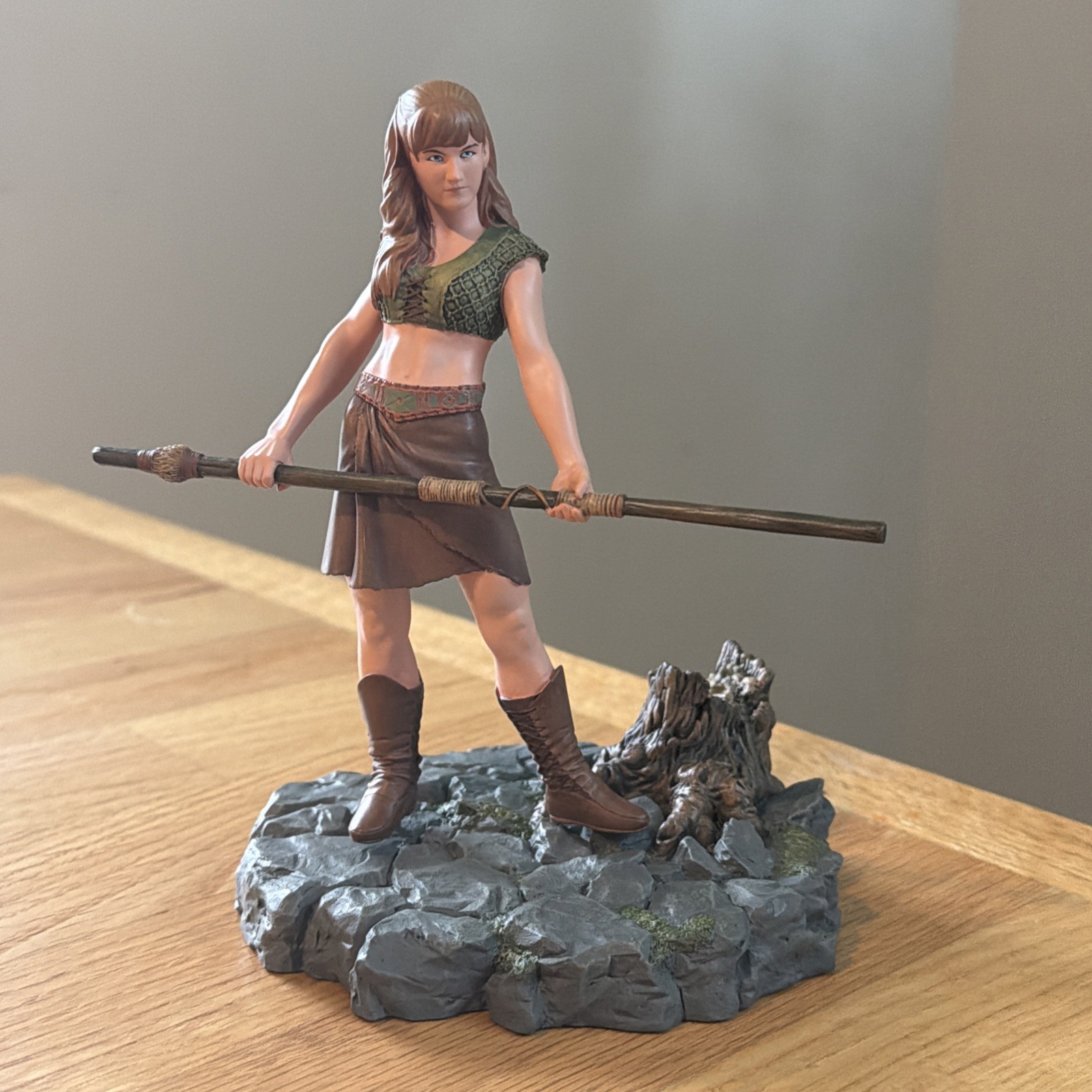 Xena Warrior Princess Cold Cast Porcelain Sculpture Of Gabrielle LE3000 Xena Warrior Princess Cold Cast Porcelain Sculpture Of Gabrielle LE3000