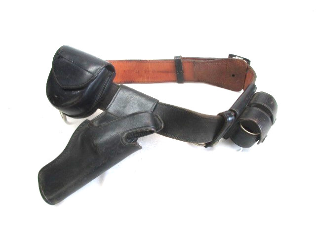 Vintage Don Hume B 101-32 Quick Release police Belt and Jordan gun holster READ Vintage Don Hume B 101-32 Quick Release police Belt and Jordan gun holster READ