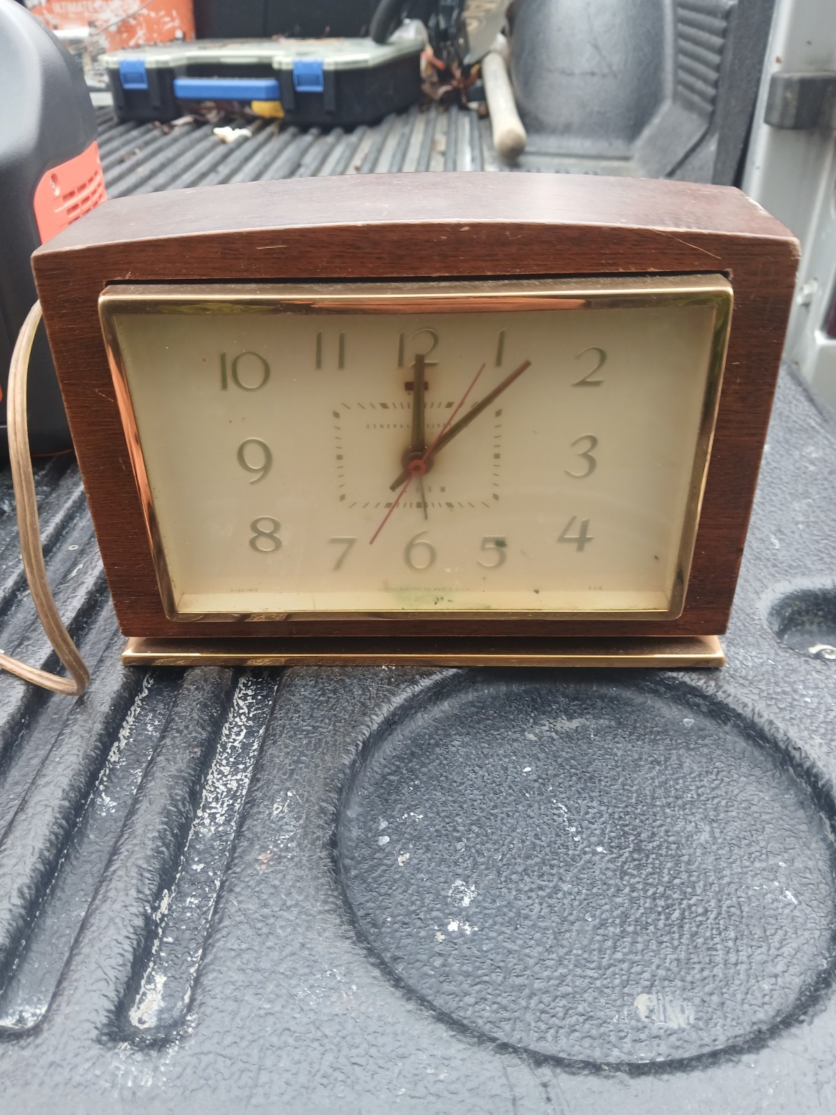 Vintage General Electric Wooden Desk Table Shelf Clock