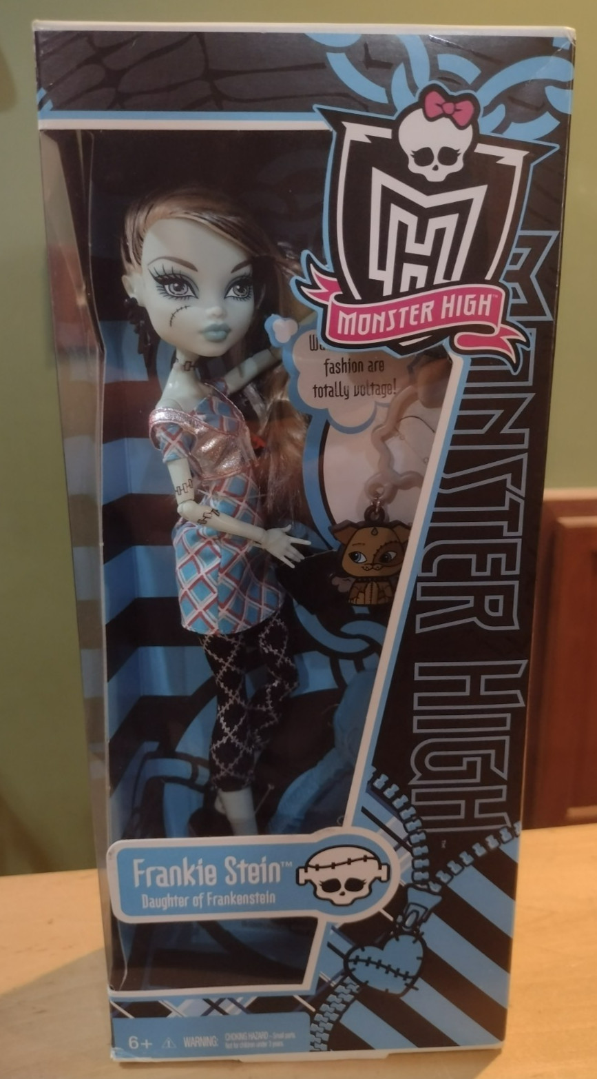 2010 Monster High Frankie Stein in Original Box
