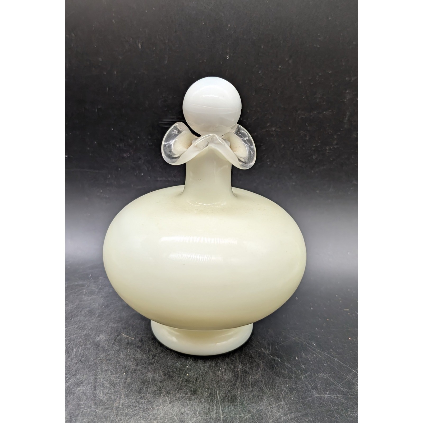 Vintage Uranium Custard Glass Perfume Bottle UV Reactive Glow Ball Stopper 7